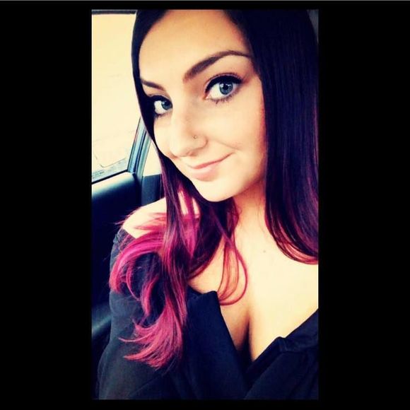 Meet your Posher, Colleen - Picture 1 of 1